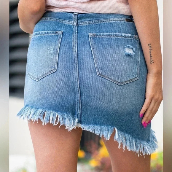 KanCanđť…şMended Uneven Hem Denim Skirt New - Picture 5 of 12